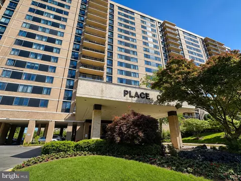 5500 Holmes Run Pkwy #1412, Alexandria, VA 22304