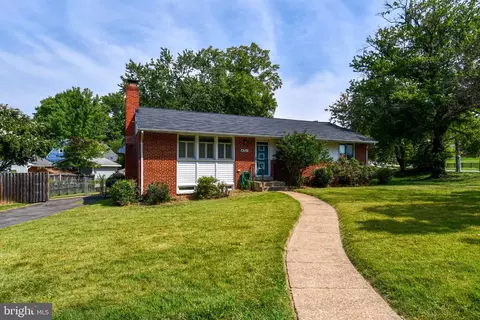 4701 Taney Ave, Alexandria, VA 22304