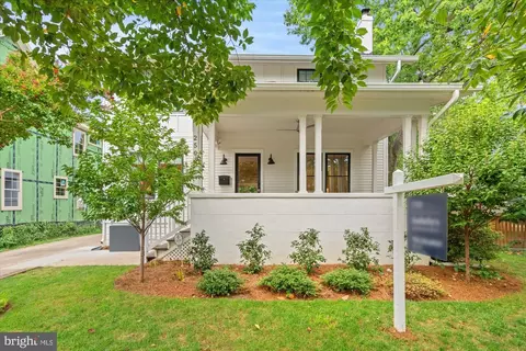 2504 Leslie Ave, Alexandria, VA 22301