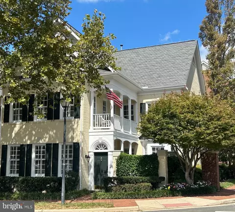 1201 Wilkes St, Alexandria, VA 22314