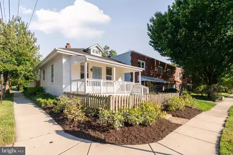 631 N Alfred St, Alexandria, VA 22314