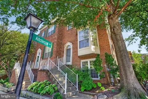 6008 Lincolnia Rd, Alexandria, VA 22312