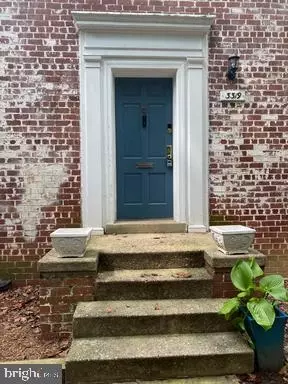 3319 Valley Dr, Alexandria, VA 22302