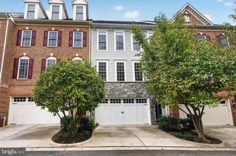 3534 Goddard Way, Alexandria, VA 22304