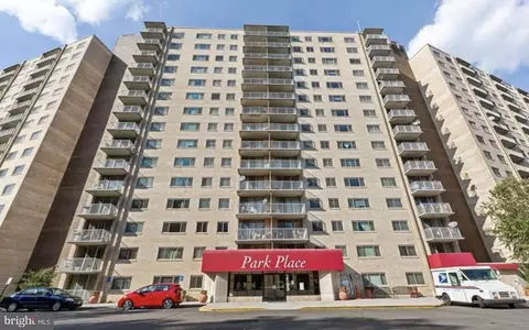 2500 N Van Dorn St #1101, Alexandria, VA 22302