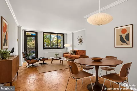 801 N Pitt St #202, Alexandria, VA 22314