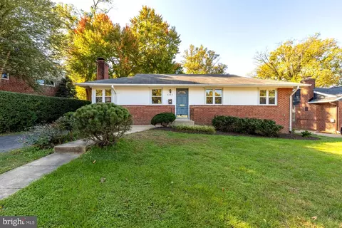 4702 Taney Ave, Alexandria, VA 22304