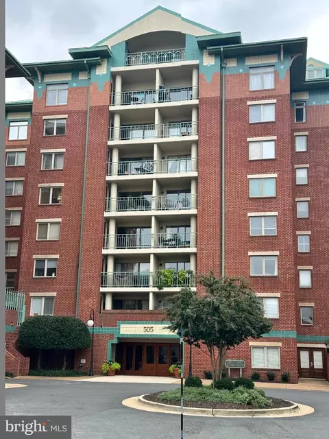 505 E Braddock Rd #408, Alexandria, VA 22314