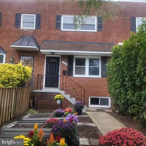 1022 Vernon St, Alexandria, VA 22314