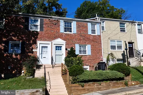 2908 Hickory St, Alexandria, VA 22305