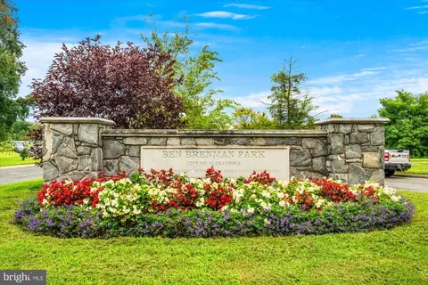 400 Cameron Station Blvd #324, Alexandria, VA 22304