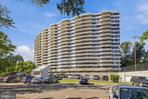 6301 Stevenson Ave #112, Alexandria, VA 22304