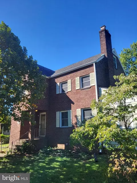 2200 2202 Scroggins Rd, Alexandria, VA 22302