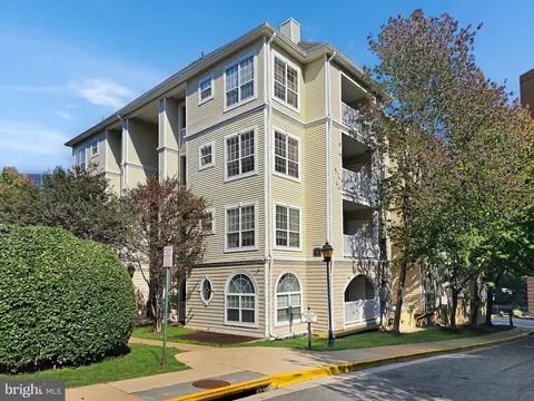 4551 Strutfield Ln #4209, Alexandria, VA 22311