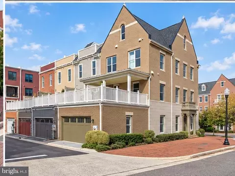 2114 Main Line Blvd, Alexandria, VA 22301