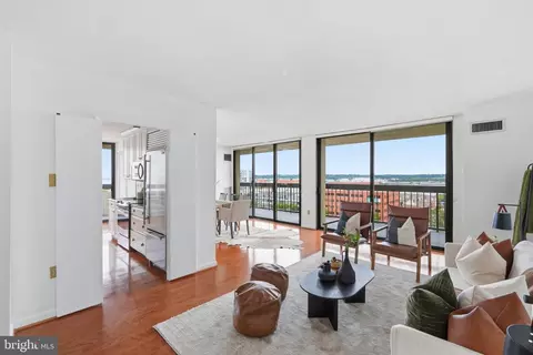 400 Madison St #1008, Alexandria, VA 22314