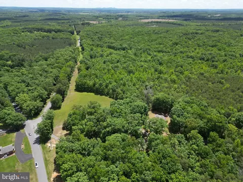 4063 Pattie Rd, Buckingham, VA 23921