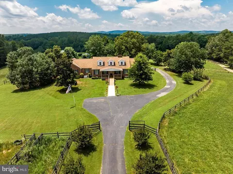 2667 Union Church Rd, Buckingham, VA 23921