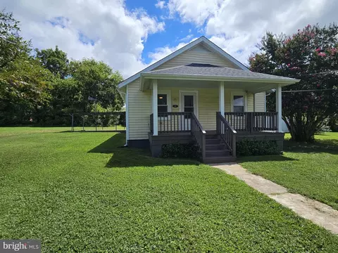 89 Conner St, Dillwyn, VA 23936