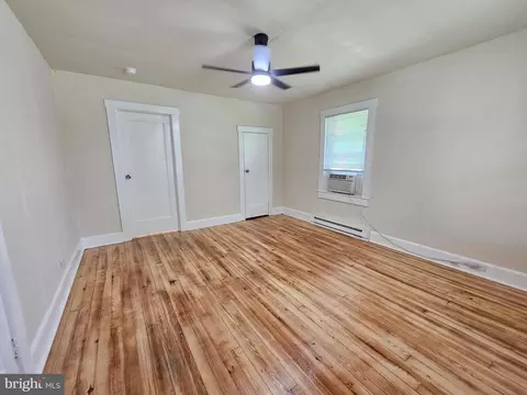 Bedroom - 89 Conner St, Dillwyn, VA 23936 photo 1 of 2