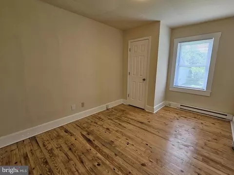 Bedroom - 89 Conner St, Dillwyn, VA 23936 photo 2 of 2