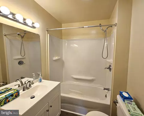 Bath - 89 Conner St, Dillwyn, VA 23936 photo 1 of 1
