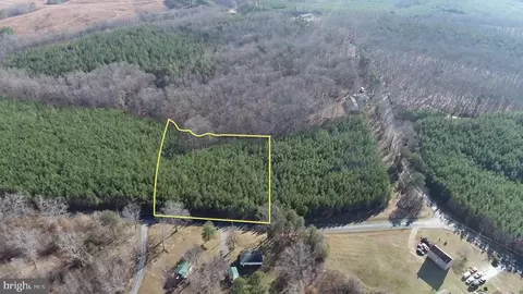 lot2 Hardware Rd, Arvonia, VA 23004