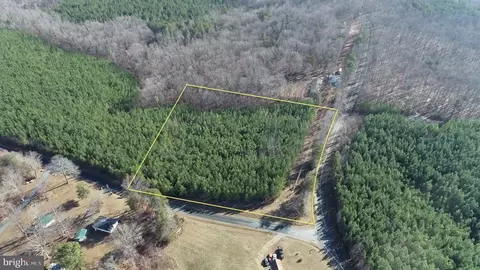 lot3 Hardware Rd, Arvonia, VA 23004