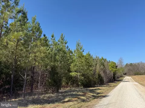 3 Maple Bridge Rd # A, Dillwyn, VA 23936 photo 3