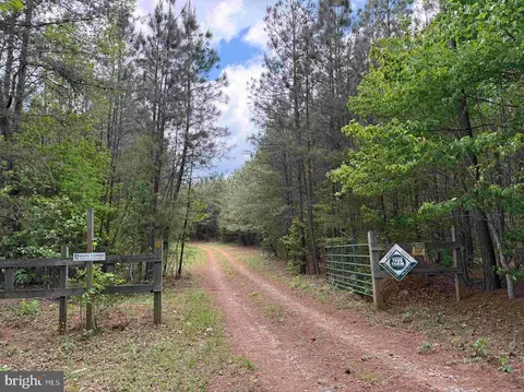 Bell Road, Dillwyn, VA 23936