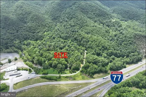 1 Wolf Creek Cv, Bland, VA 24315