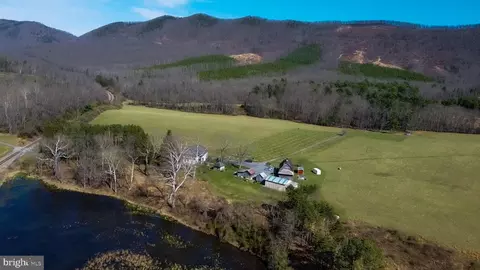 33940 Mountain Rd, Millboro, VA 24460