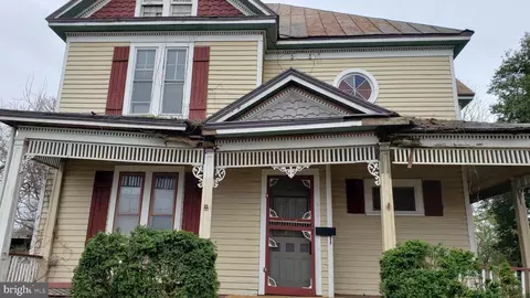 509 South St, Bedford, VA 24523