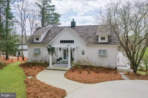 16414 Moneta Rd, Moneta, VA 24121