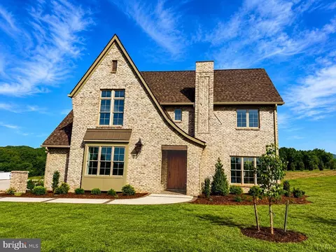 1079 High Oaks Dr, Forest, VA 24551