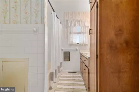 Entry Way - 4059 Lowry Rd, Goode, VA 24556 photo 28 of 28