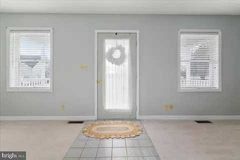 Entry Way - 4059 Lowry Rd, Goode, VA 24556 photo 23 of 28