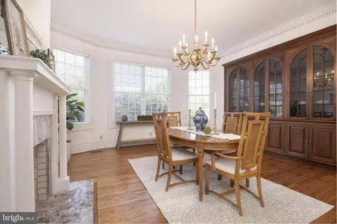 Dining - 4059 Lowry Rd, Goode, VA 24556 photo 3 of 5