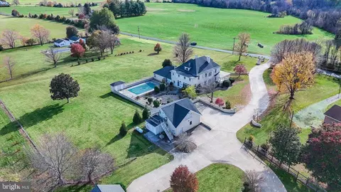 View/Area - 4059 Lowry Rd, Goode, VA 24556 photo 2 of 6