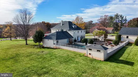 View/Area - 4059 Lowry Rd, Goode, VA 24556 photo 6 of 6