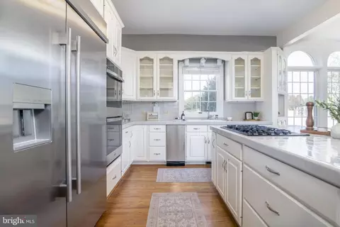 Kitchen - 4059 Lowry Rd, Goode, VA 24556 photo 3 of 6