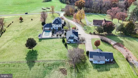 View/Area - 4059 Lowry Rd, Goode, VA 24556 photo 3 of 6