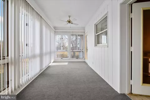Entry Way - 4059 Lowry Rd, Goode, VA 24556 photo 24 of 28