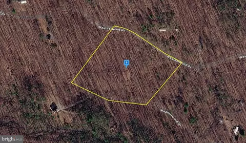1115 Weatherwood Dr, Big Island, VA 24526
