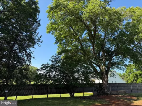 Exterior - 6101 A Goode Rd, Goode, VA 24556 photo 12 of 17