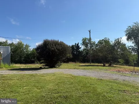 Exterior - 6101 A Goode Rd, Goode, VA 24556 photo 8 of 17