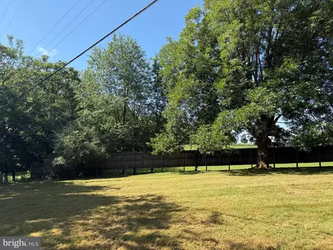 Exterior - 6101 A Goode Rd, Goode, VA 24556 photo 13 of 17