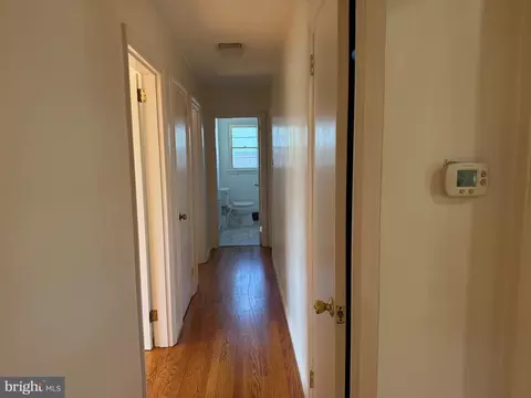 Entry Way - 6101 A Goode Rd, Goode, VA 24556 photo 2 of 4