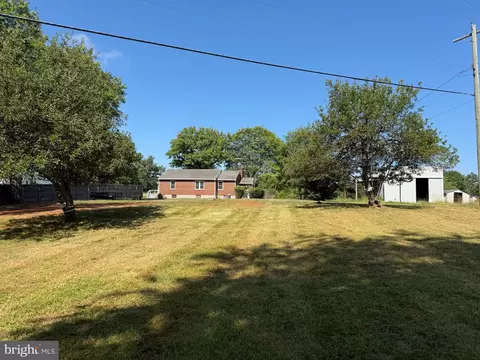 Exterior - 6101 A Goode Rd, Goode, VA 24556 photo 11 of 17