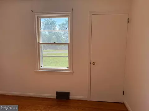 Bedroom - 6101 A Goode Rd, Goode, VA 24556 photo 2 of 8